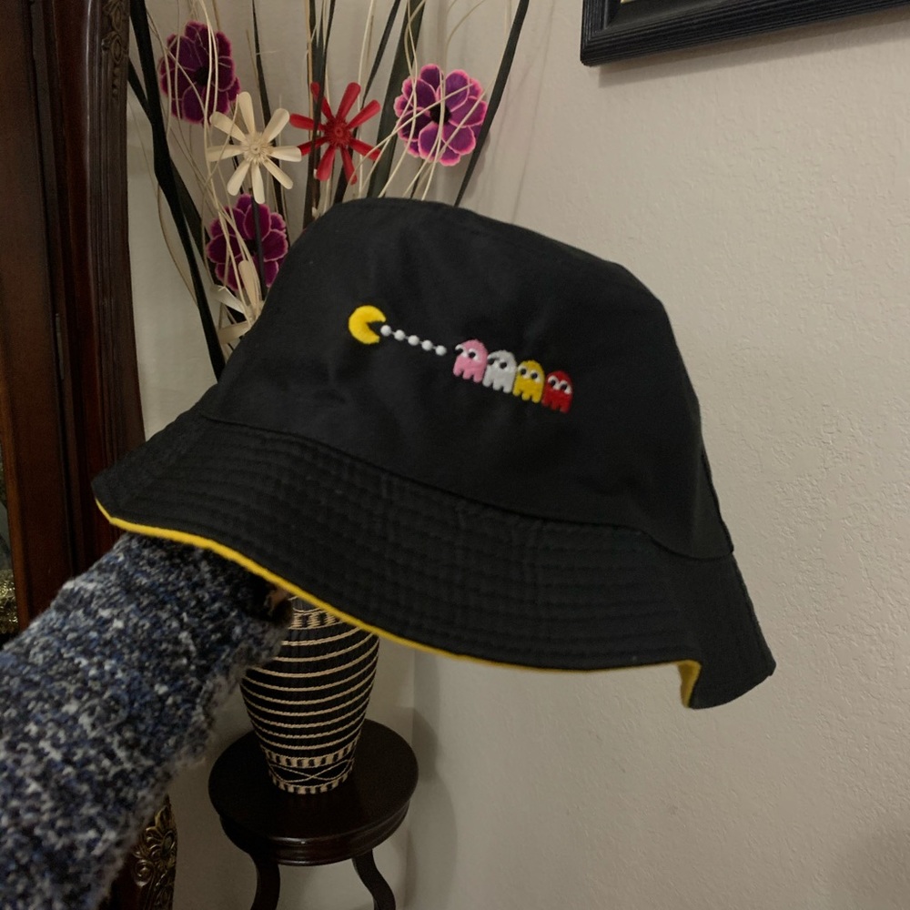 Reversible Pac-Man bucket hat